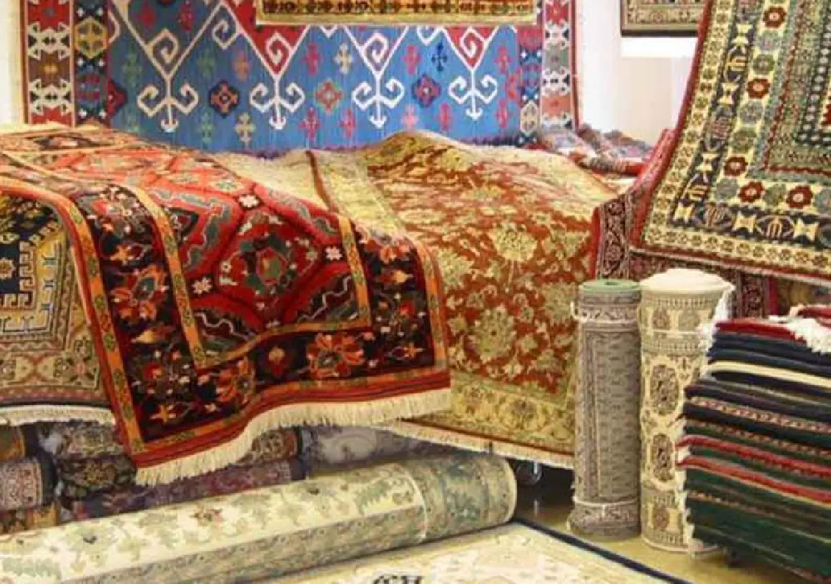 ویژگی‌های فنی و ساختاری فرش دستباف ابریشم